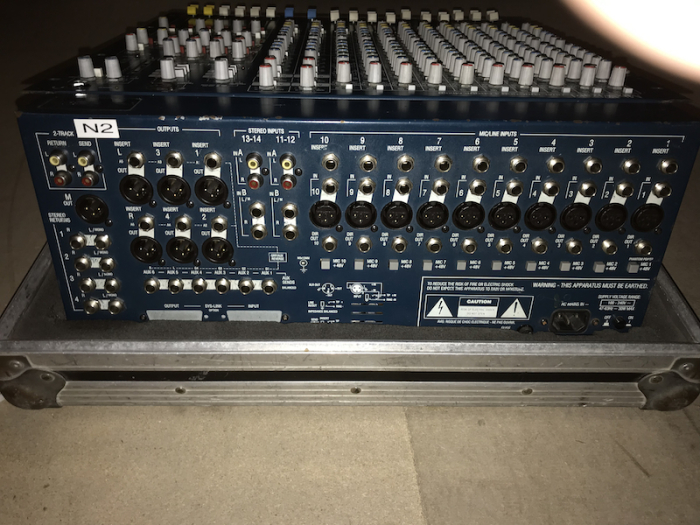 ALLEN AND HEATH MixWIZARD 14/4/2